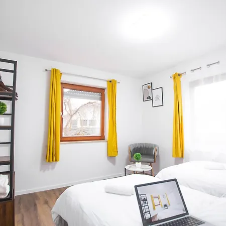 Moderne In Talheim Mit Viel Platz, Grossem, Hellem Balkon Und Direkter Anbindung Zur A81 Апартаменты