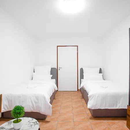 Moderne In Talheim Mit Viel Platz, Grossem, Hellem Balkon Und Direkter Anbindung Zur A81 * Talheim (Heilbronn)