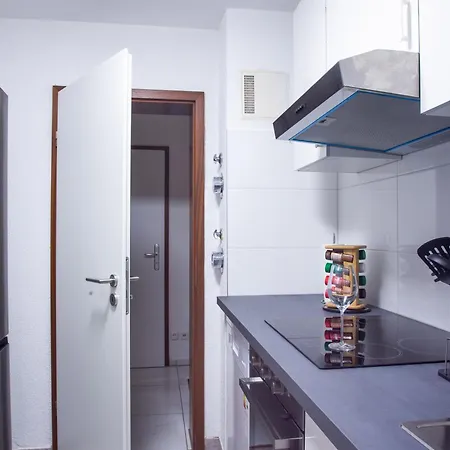Moderne In Talheim Mit Viel Platz, Grossem, Hellem Balkon Und Direkter Anbindung Zur A81 *