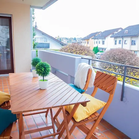 Moderne In Talheim Mit Viel Platz, Grossem, Hellem Balkon Und Direkter Anbindung Zur A81 Апартаменты *